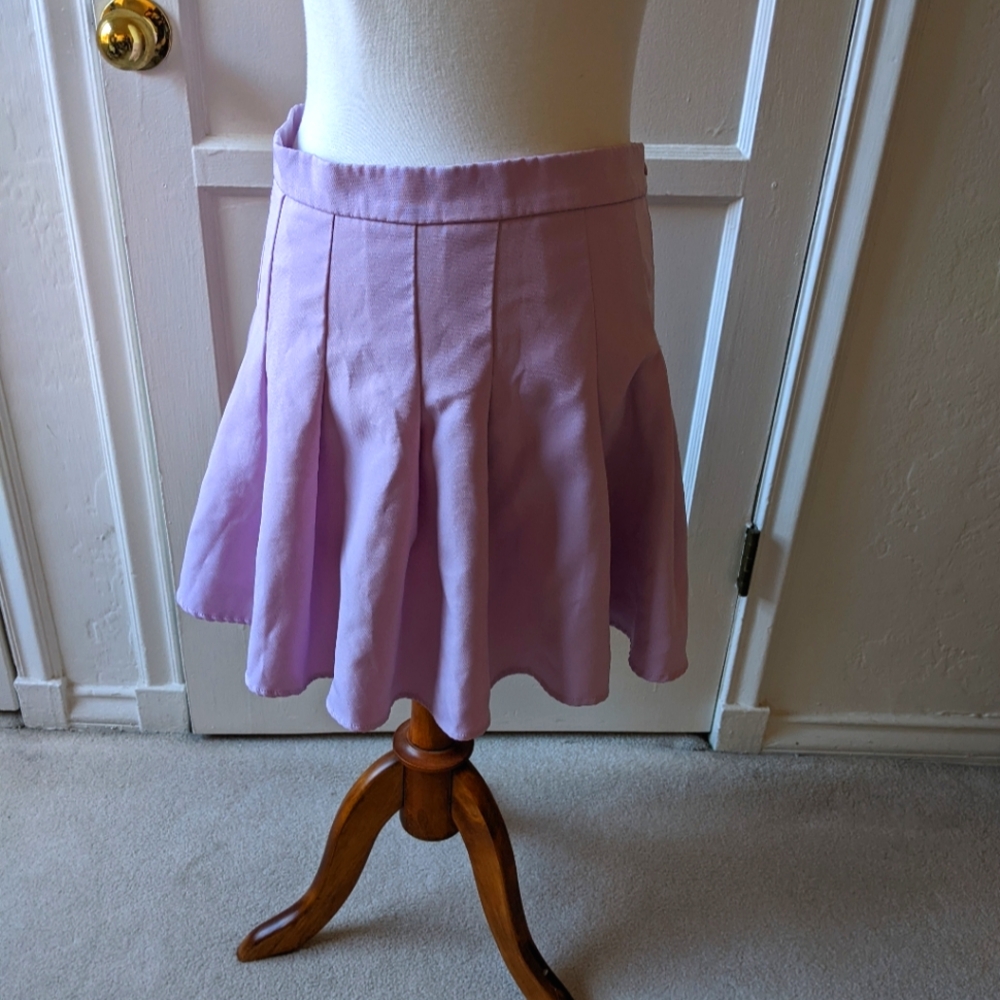 Lavender pleated short skirt size medium